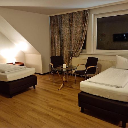 Erbenholz Hotel Laatzen Luaran gambar
