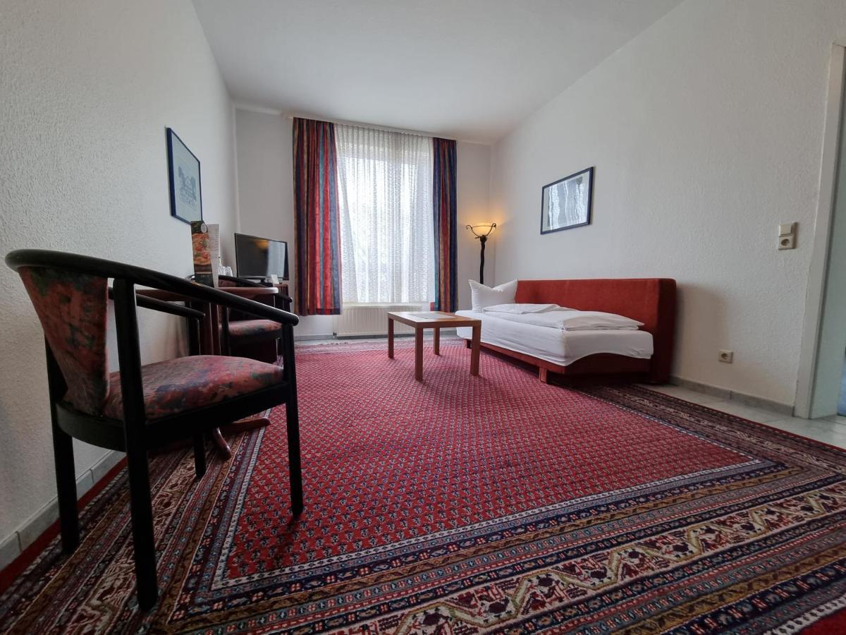 Erbenholz Hotel Laatzen Luaran gambar