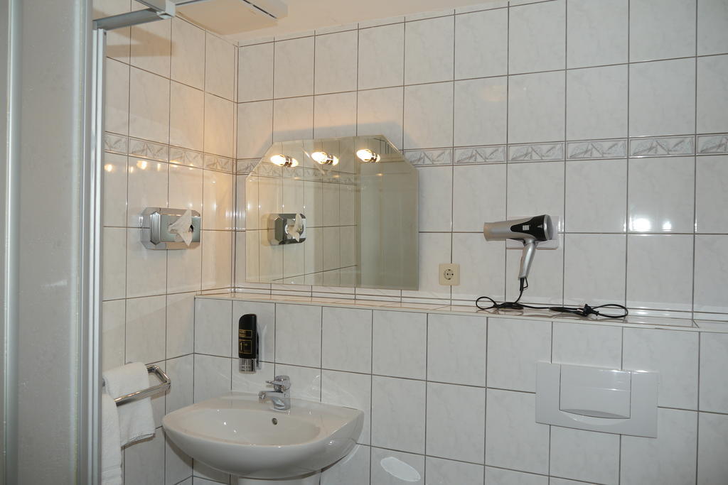 Erbenholz Hotel Laatzen Bilik gambar